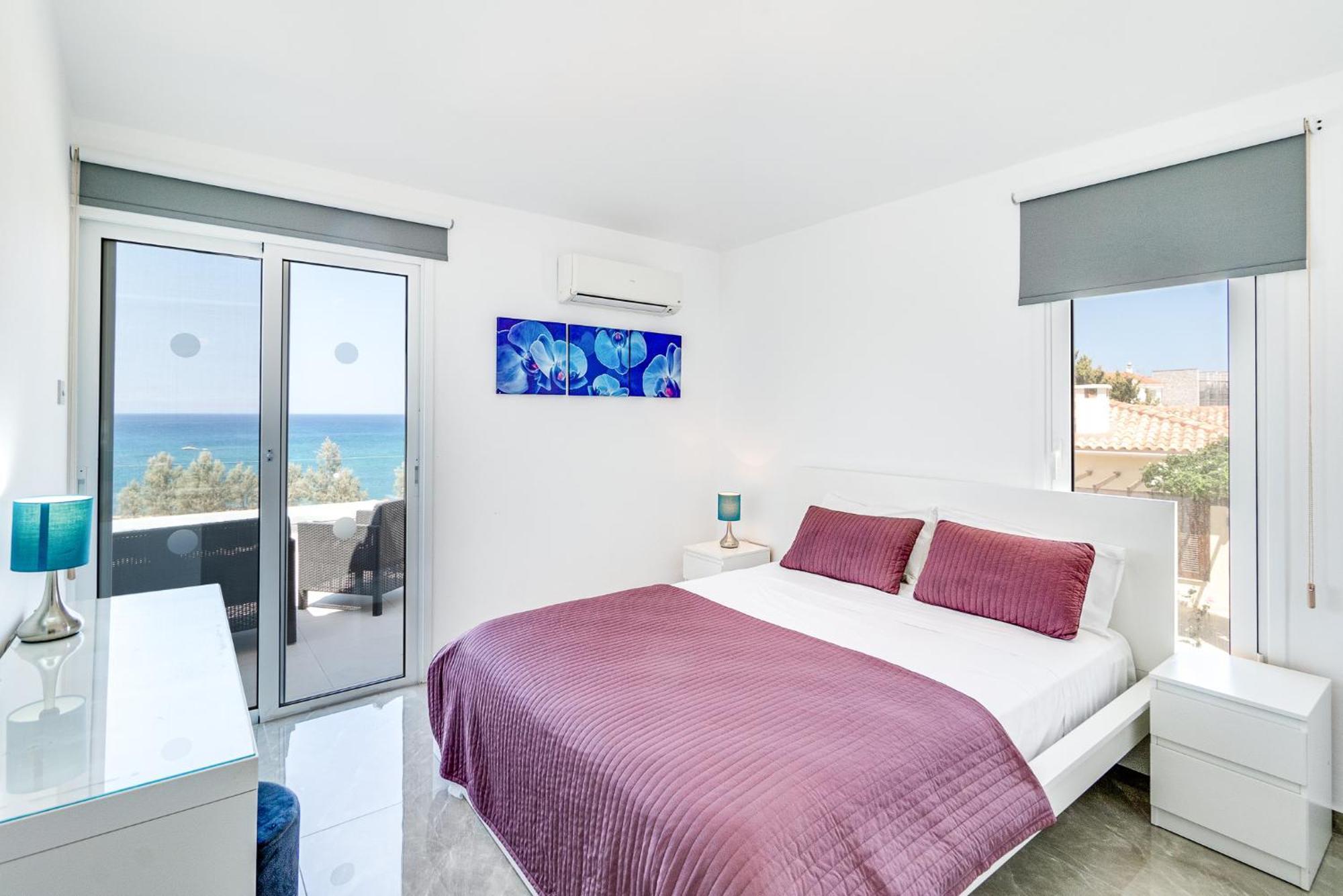 Beach Front Aqua Marina By Ezoria Villas Paralimni Esterno foto